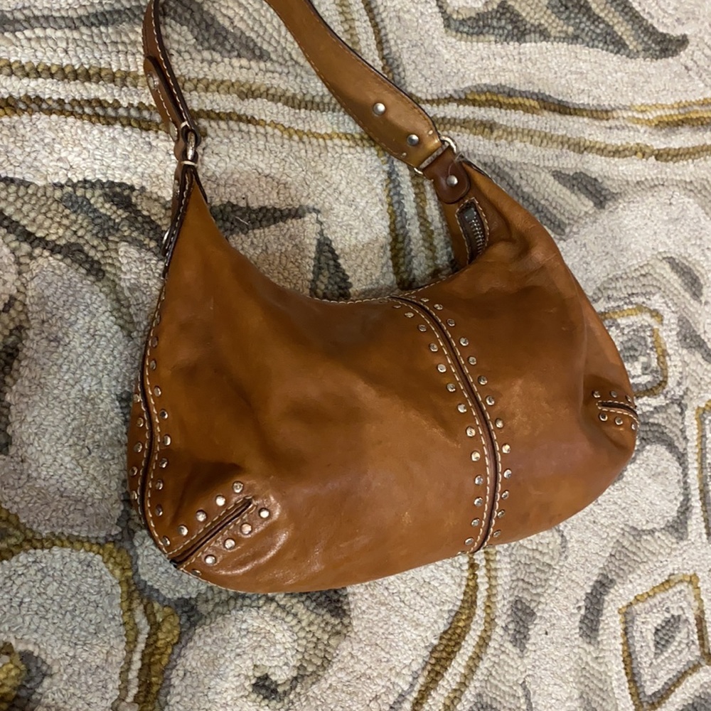 💕 Michael Kors tan vintage leather hobo bag 💕 - Picture 3 of 15